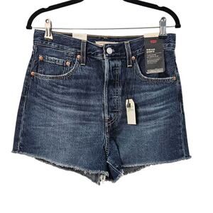 NWT Levi's Ribcage Shorts Size 30